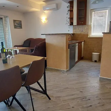 Apartment Adriatic Apartments *