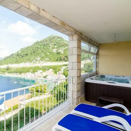 Adriatic Apartments *