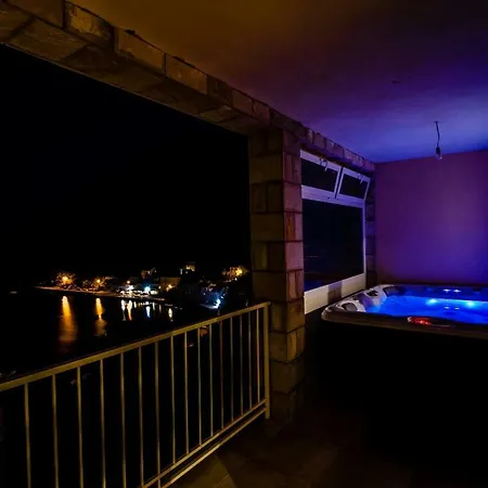 Adriatic Apartments شقة